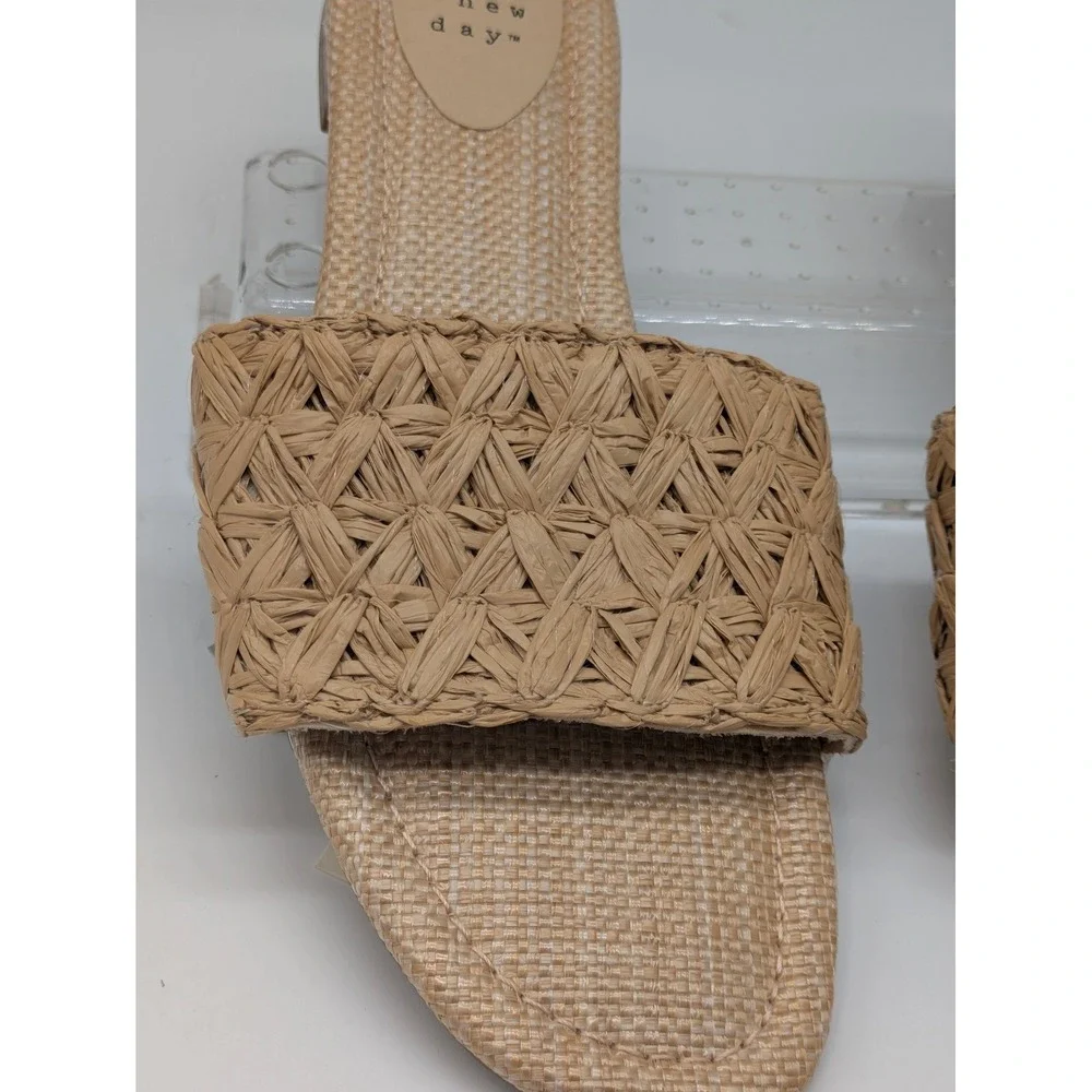 A New Day Ariella Slide Sandals Tan Woven Raffia Women's 10 NWT Memory Foam
